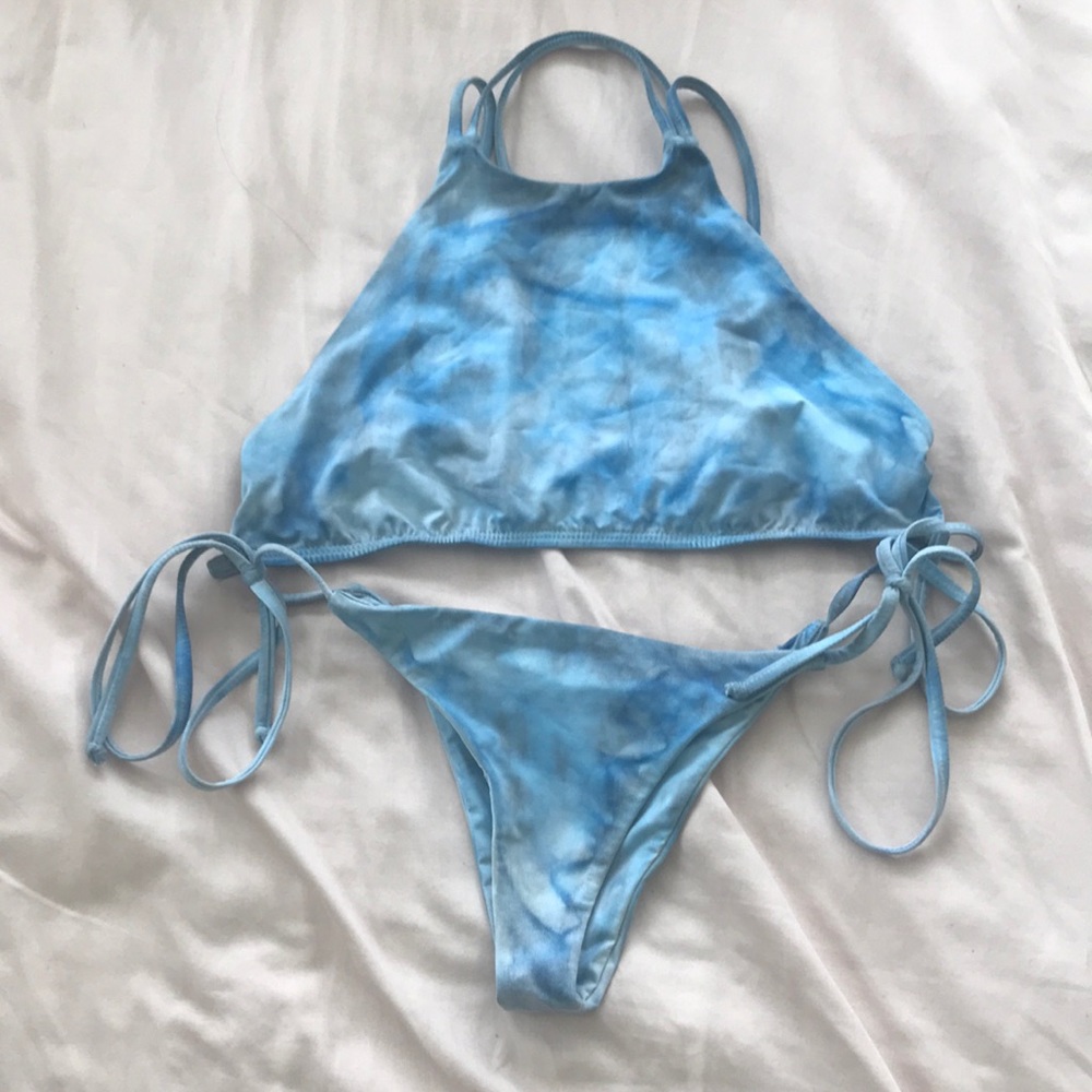 Frankie’s bikini Marley set